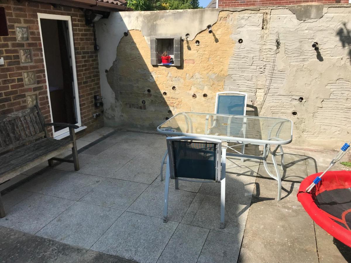 Villa Self Contained Annex Bournemouth Exterior foto